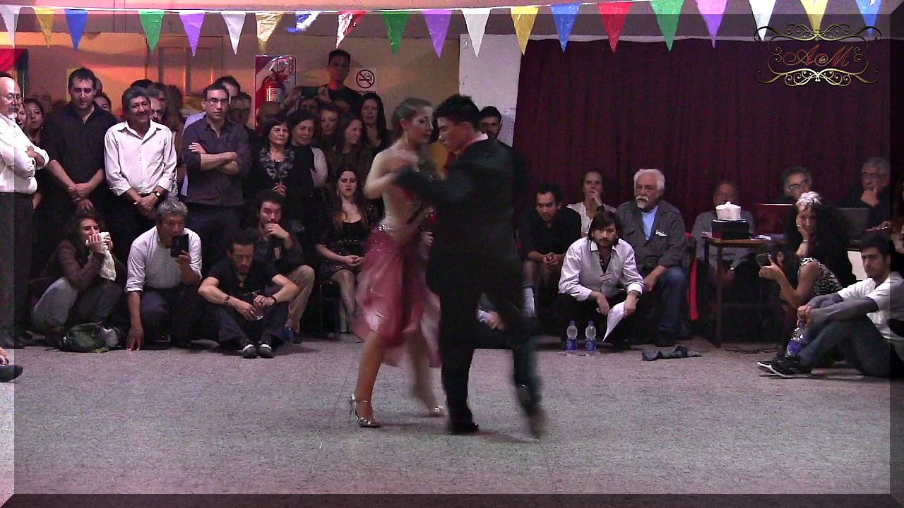 Muy Jóvenes: Jesús Nazareno Tozzi y Sol Gabis Gomez, en el CETBA.