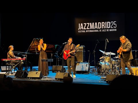 Leonor Watling & Leo Sidran - It's Never Too Late - Live in Madrid 2025