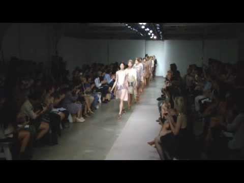 A DETACHER FASHION RUNWAY, NEW YORK FASHION WEEK