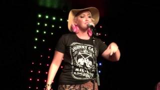 Meghan Linsey covers James Taylor&#39;s Steamroller Blues @ Ponchatoula Louisiana