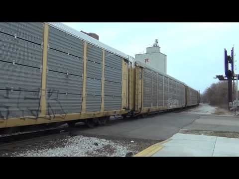 Union Pacific 3870 and 4103 East at Battle Creek 11/25/12 (HD)