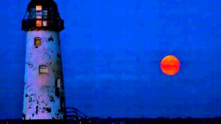 preview picture of video 'Moonrise at Talacre'