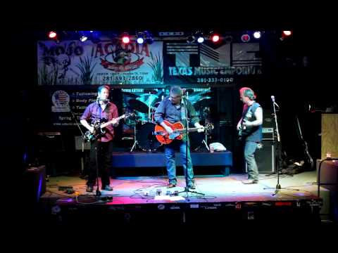 Cadillac Blues Band performs at The Acadia Sports Bar - 6:6:2012.MOV