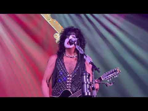 Kiss Shandi Live Melbourne Australia 20 August 2022