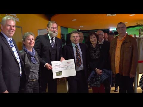 Doppeljubiläum im Zoo Rostock: Zoodirektor Udo Nagel feiert Geburtstag und Dienstjubiläum