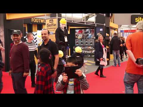 mannequin-man performming as a Living Mannequin:  Living mannequins hired for Screwfix live event for Screwfix  on 29/09/2017