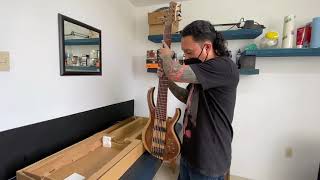 Video thumbnail for Ibanez Bass BTB747 UNBOXING by Eddy Rivera music
