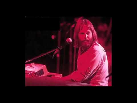 Carl Wilson Speaks On Lost "SMiLE" Album (July 1973) The Beach Boys Interview