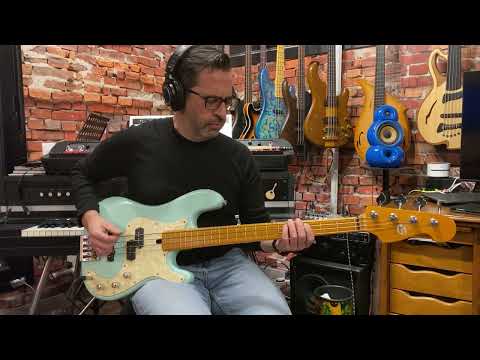 Maruszczyk Jake Mid Scale 4P Bass PJ Seafoam Green- Flatwound strings