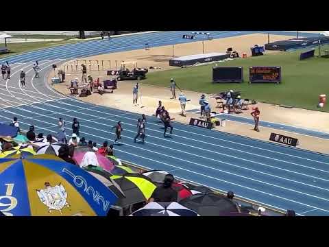Kaidyn Roland-Brite at the AAU Junior Olympics semi final for 100 mt run
