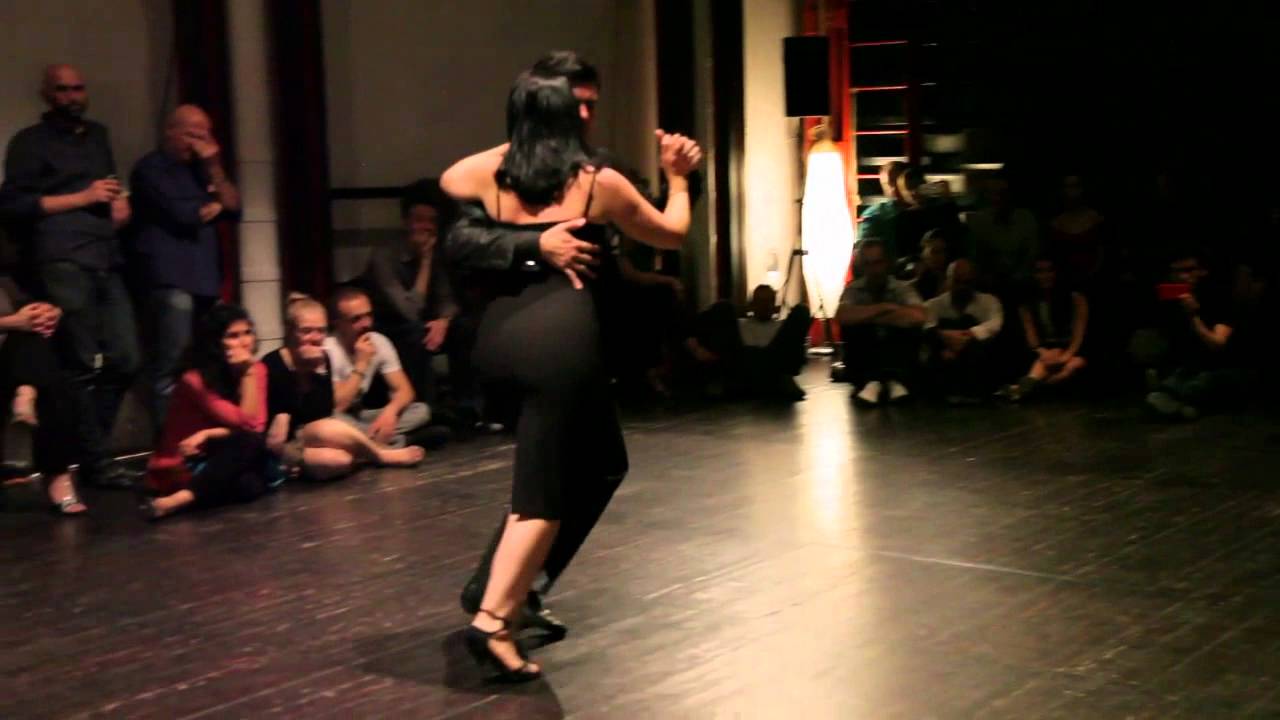 Ariadna Naveira e Fernando Sanchez alla Milonga Sì di Bologna -5 - 28/4/2015