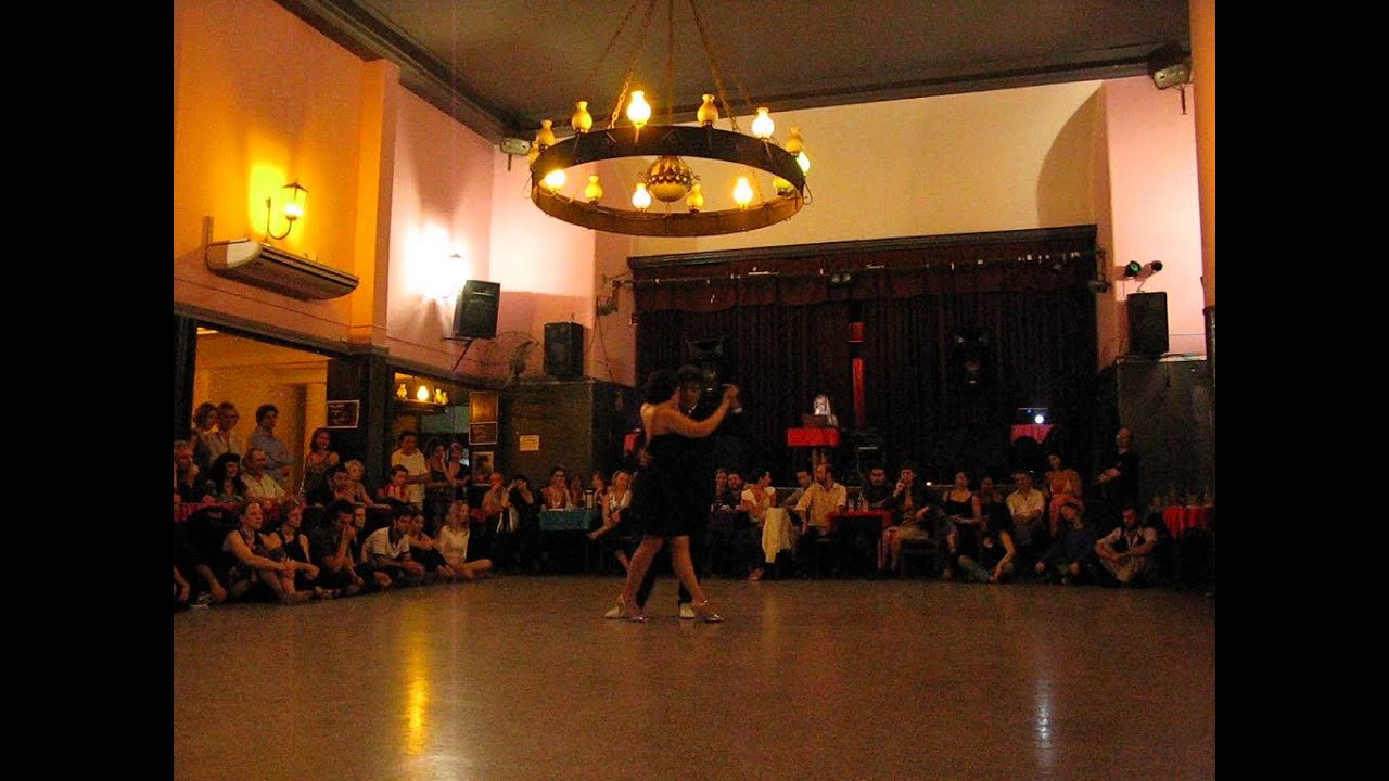 JULIO BALMACEDA y CORINA DE LA ROSA en ¡Viva la Pepa! milonga 3/3