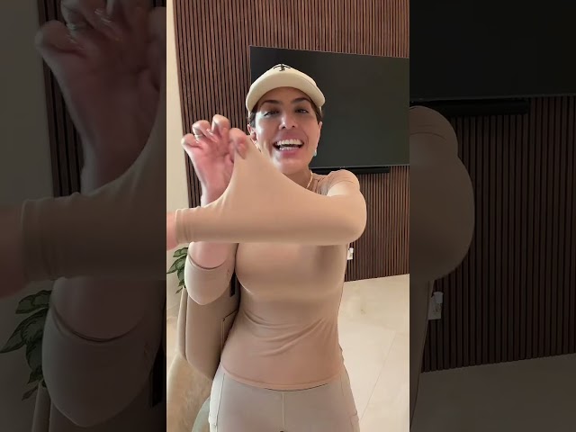 Vídeo relacionado con heekpek Camiseta Manga Larga Mujer Blusa Elegantes Tops Cuello Redondo Plisada Estampado Tshirt Camisetas Basicas de Manga Larga Primavera Verano Otoño, Flores Verdes, XL