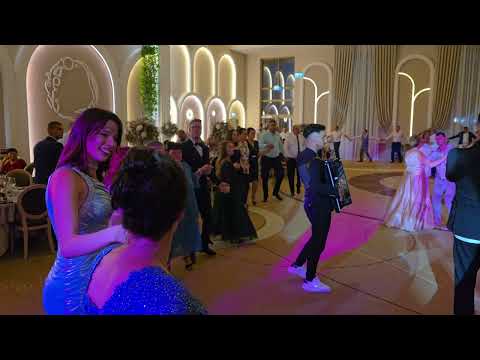 Formatia Badacica din Iasi & Carmen Macovei - Formatii nunta