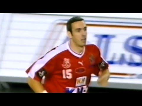 Quino Soler, llega y marca. Liga ASOBAL 2001/02. Ademar-Granollers. J04. León.