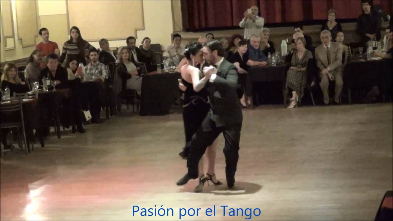 YANINA BASSI y LUCAS AMEIJEIRAS Bailando el Tango PENSALO BIEN en YIRA YIRA MILONGA