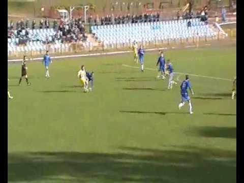 4 bramka Danielak.avi