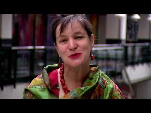 Le Musée Sort Ses Griffes - Suzanne Chabot, Dg du Musée du Costume et du Textile du Québec