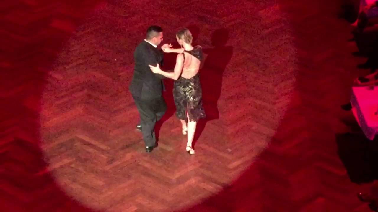 Sebastian Arce y Mariana Montes 1/4