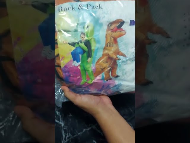 Vídeo relacionado con Genérico Disfraz de Esqueleto de Dinosaurio para Niños - Juguete Animal De Peluche,para Fiestas y Juego de Rol,para Adultos en Eventos Temáticos Convenciones y Representaciones Escénicas