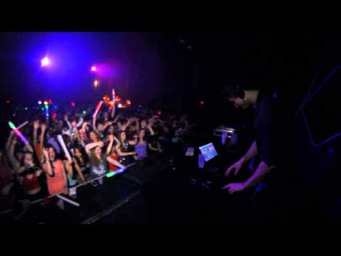 Disflow dropping Get Low @The Canopy Club 2/22/14