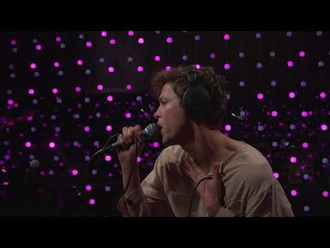 Perfume Genius - Slip Away (Live on KEXP)