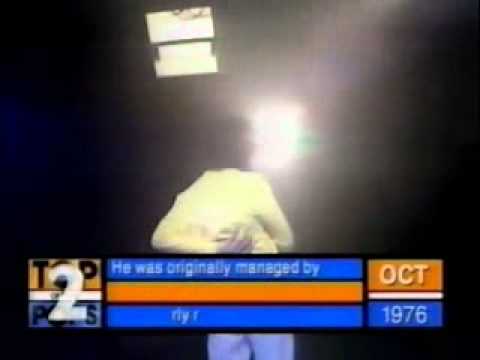 Leo Sayer - You Make Me Feel Like Dancing ( TOTP )  1976