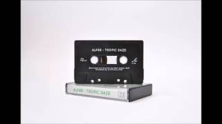 Alpár - Petit Moustique