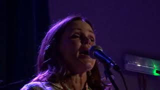 Belinda Carlisle - Long time sun (Live @cecil house London) 26th September 2017