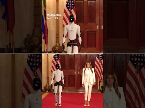 Melania Trump Arrives With Talking Humanoid Robot at Summit