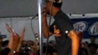 Kid Cudi - Spazzin [LIVE @ The Roots Picnic] (6/6/09)