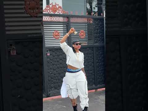 On action #chinelo #funny