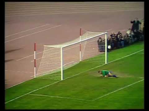 20/04/1977 European Cup Semi Final 2nd leg BORUSSIA MONCHENGLADBACH v DINAMO KIEV