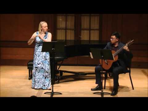 Emma Resmini and Xiaobo Pu: Distribuição de flores by Heitor Villa-Lobos