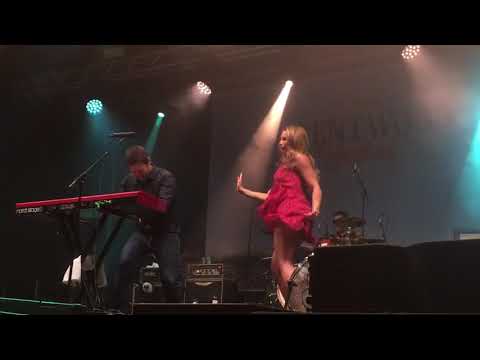 She’s So Lovely star Louise Glover joins Scouting for Girls on stage 10 years on