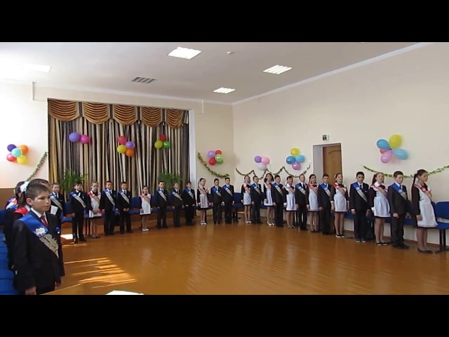 Олы Әтнә башлангыч мәктәбенең 4 сыйныф укучылары башкаруында "Учат в школе" җыры 