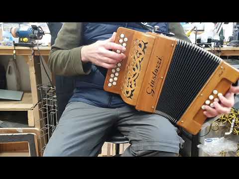 Giustozzi accordion 3 voice BC