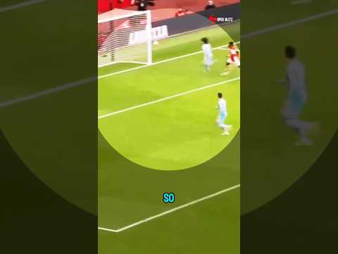 Verteidiger als Superhelden: Die größten Paraden der Fußballgeschichte! #fußball #shorts