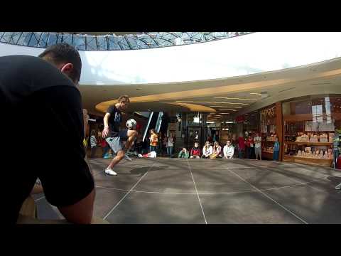 Mikołaj vs Duszak - Group Stage - Mazovia Freestyle Football Open - Płock 2013 [HD]