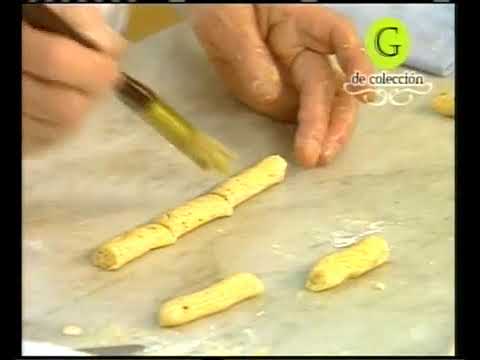 Masitas de nueces, mousse de chocolate con pasas y espuma de chocolate (DT)