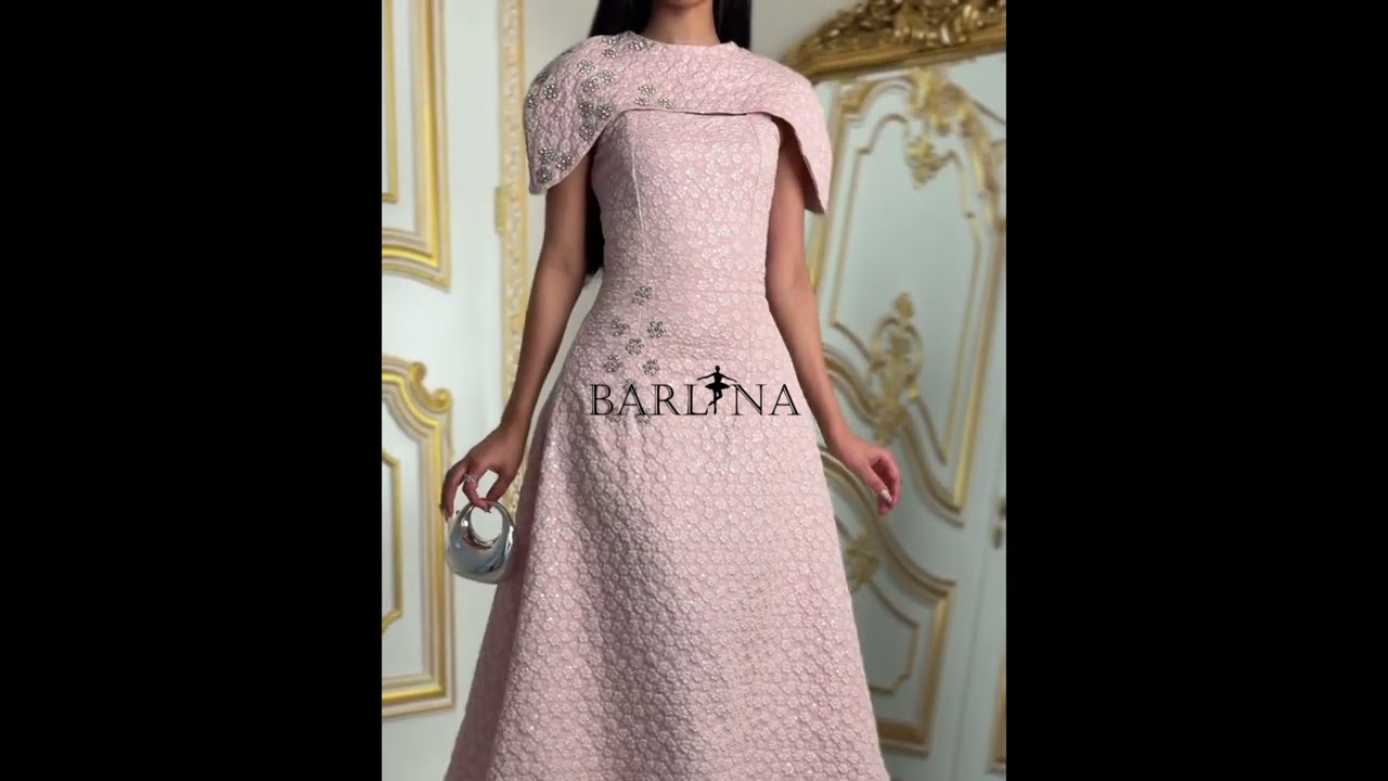 Pink dress with an off-the-shoulder design and decorated with roses - XXL