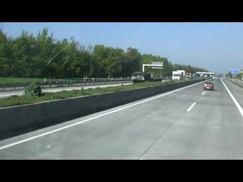 Panzertranporter " Elefant " auf der Autobahn !