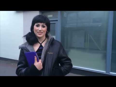 the social networking girl