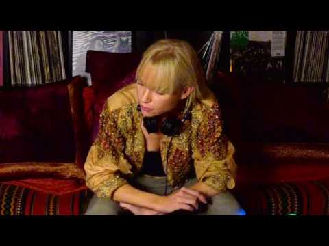 Livingroom Session with Ida Daugaard - Kasheme