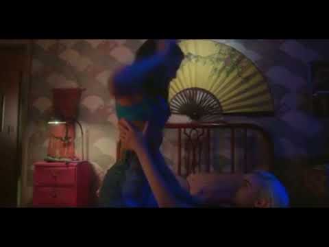 Noa and Jen kiss - Pretty Little Liars: Original Sin S02E05