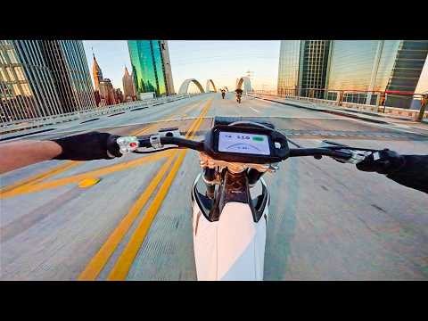 World’s Fastest Dirt Bikes Take Over Los Angeles! (Stark Varg)