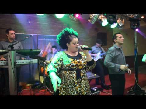 Bojana Stamenov ft.Karavan Band - Daire