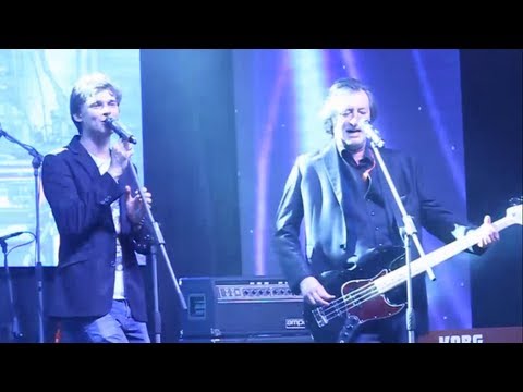 Vojta Dyk jako host kapely Smoke