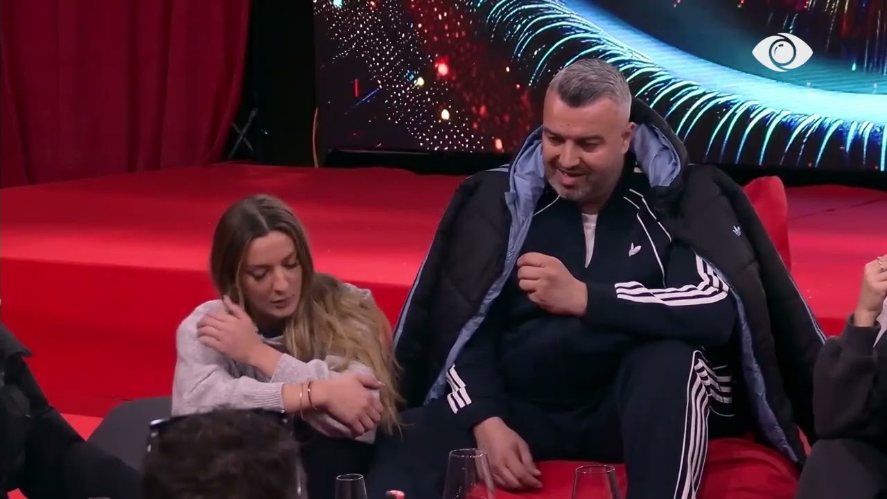 Nuk kam hyrje-dalje me vëllain/ Rogerti tregon historinë e tij më të vështirë: Kam bullizuar…