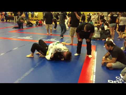 Jake Johnson 2017 Junior Grappling Association win Gi Ezekiel (Giant Killer) choke